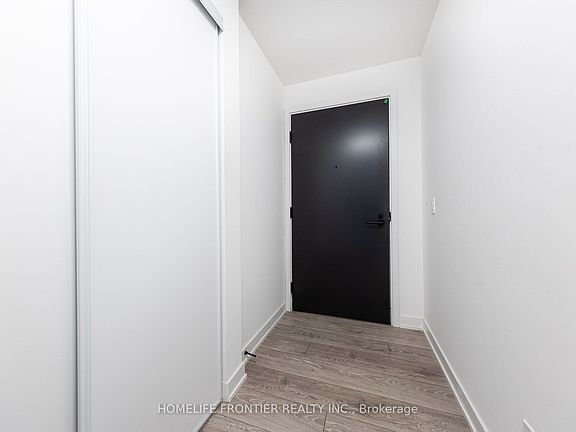 2nd image of 108 Peter St #4702
