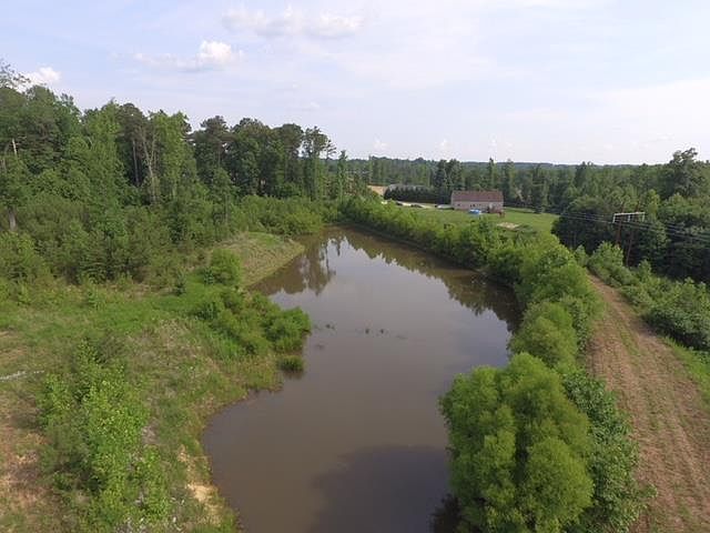 1st image of Lakeside Dr