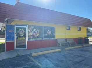 1429 S Main St, Oshkosh, WI 54902