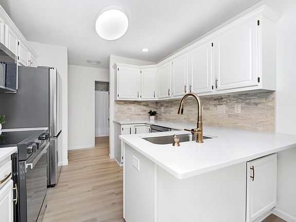 3rd image of 9618 Sebring Dr