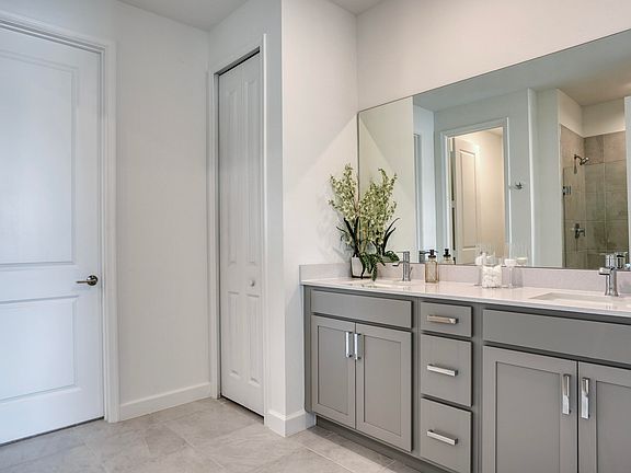 3rd image of 6205 NW Sweetwood Drive