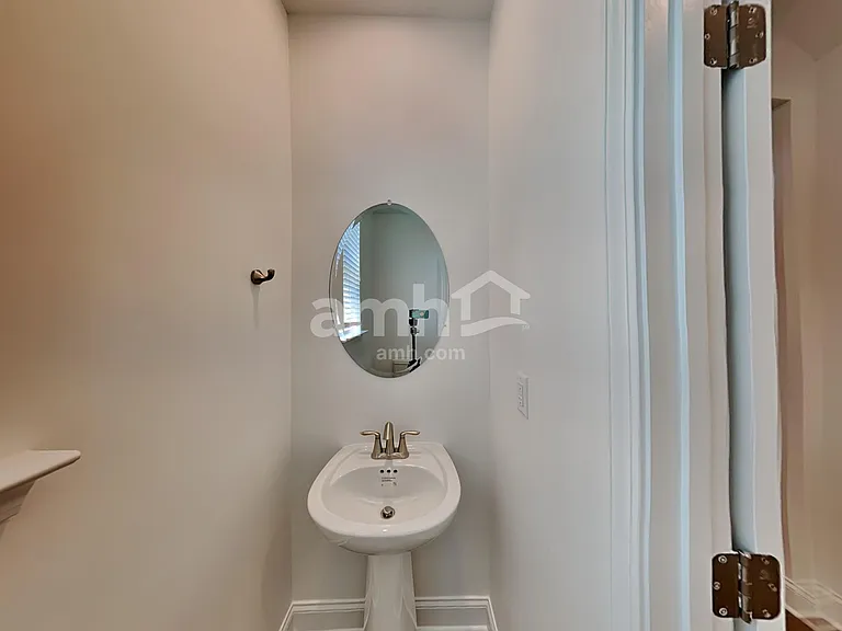 669 Summit View Ln — Photo 10