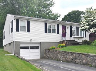 4 Maclaine Dr, North Providence, RI 02904