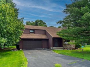 4414 Damascus Trl, Cottage Grove, WI 53527