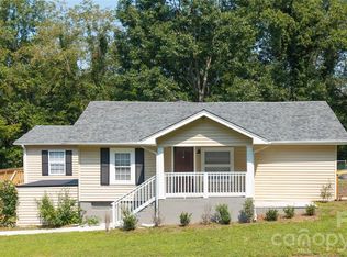 1240 Piedmont Dr NW, Lenoir, NC 28645
