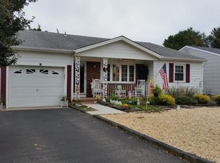 24 Basset Dr, Toms River, NJ 08757