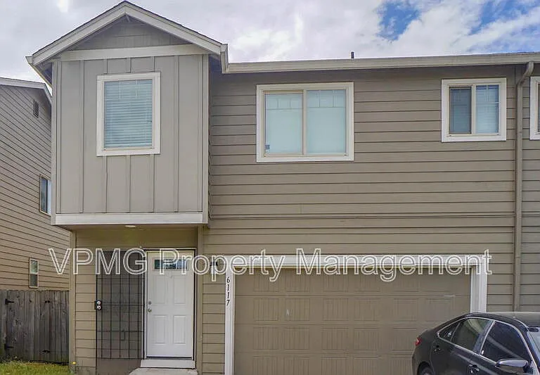 6117 NE 105th Ave — Photo 1