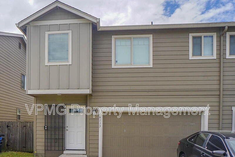 1st image of 6117 NE 105th Ave