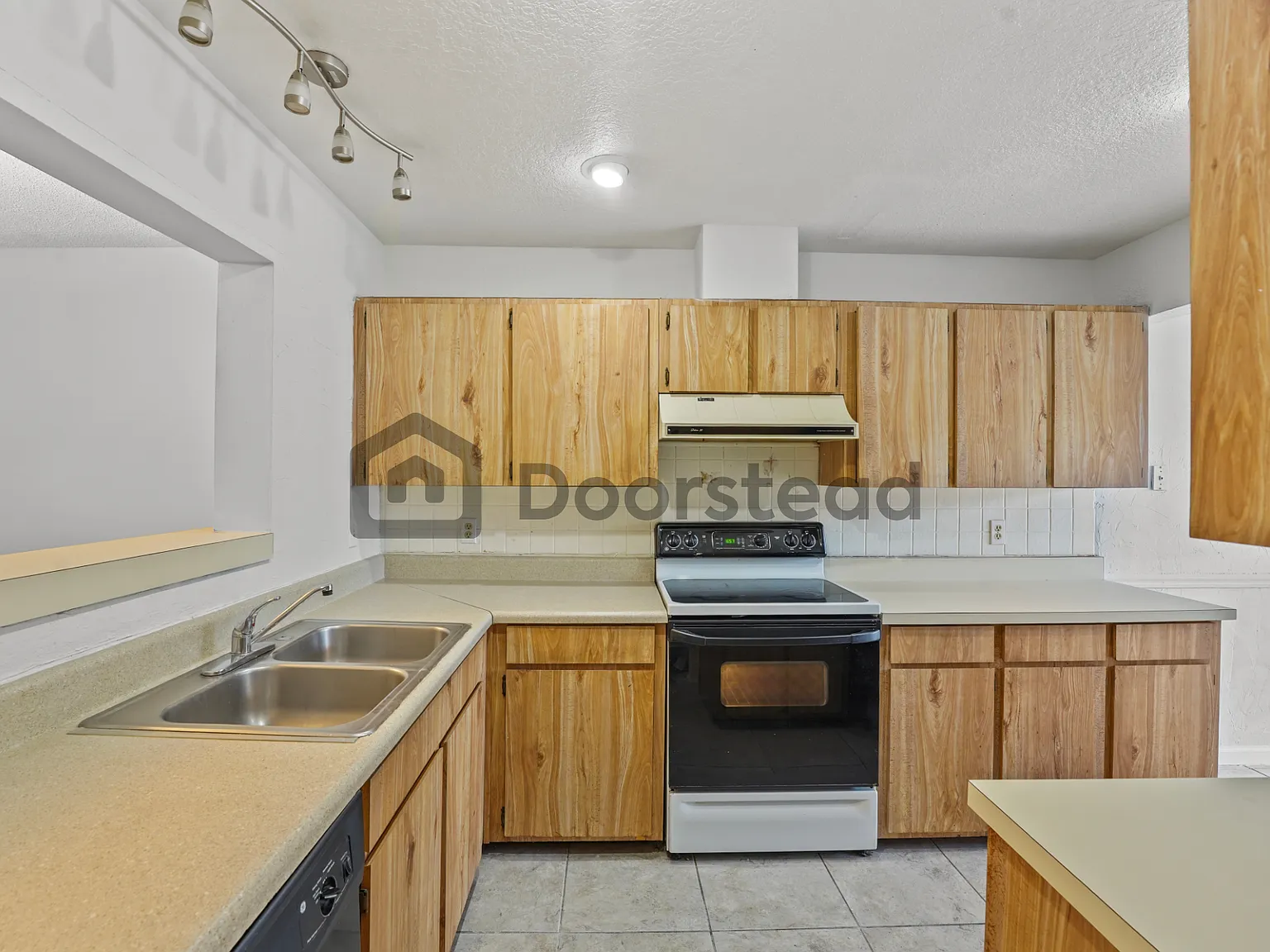 3 bed, 2.0 bath, 1284 sqft, $2,000 — Photo 1