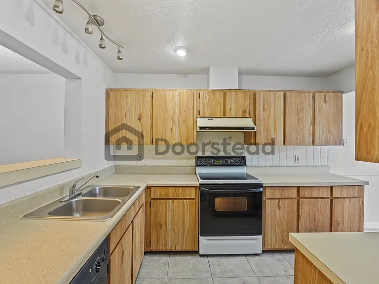 2434 Barbados Dr — Photo 1