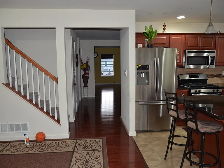 6200 Addison Dr — Photo 11
