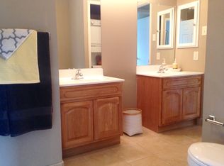 400 Timothy Dr, Feasterville Trevose, PA 19053