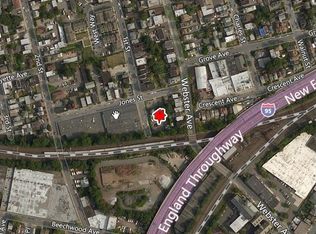 9 1st St, New Rochelle, NY 10801