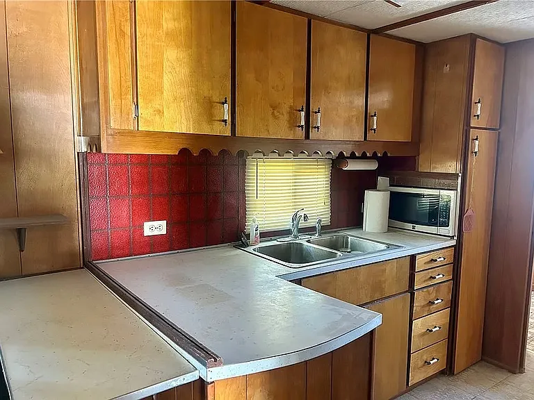 1934 Merced Dr — Photo 10