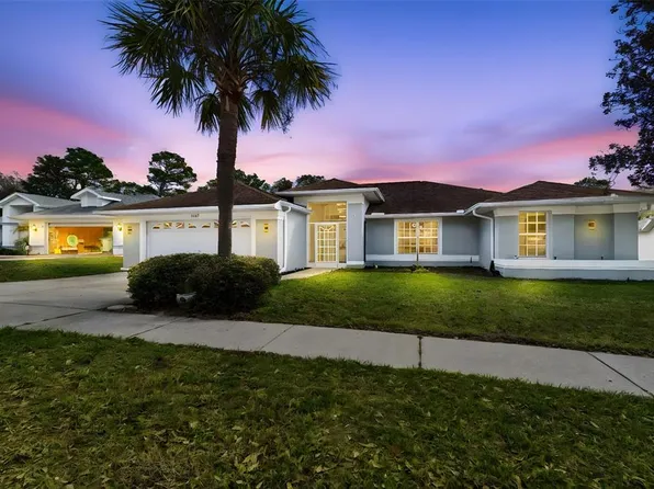 1062 Greenturf Rd, Spring Hill, FL 34608