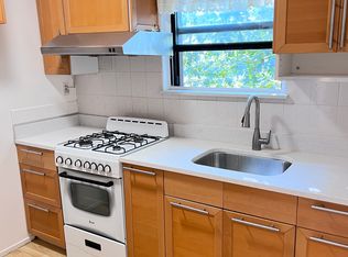 4126 149th Pl FLOOR 3, Flushing, NY 11355