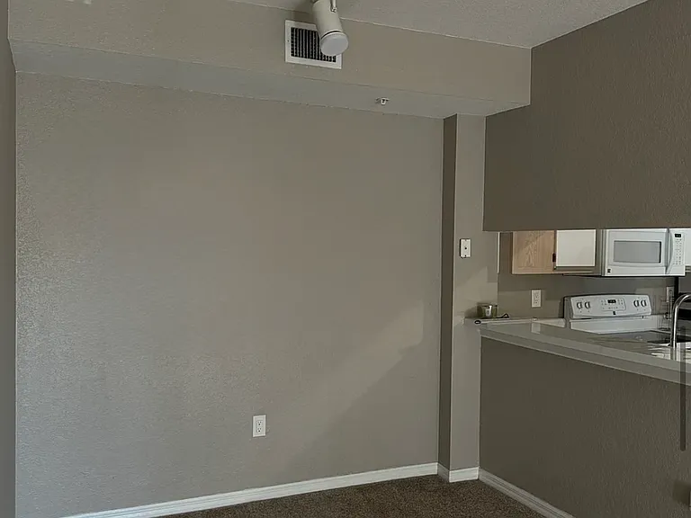 6490 Aragon Way #204 — Photo 7