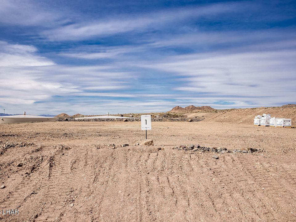 1st image of 6701 Calle De La Luna