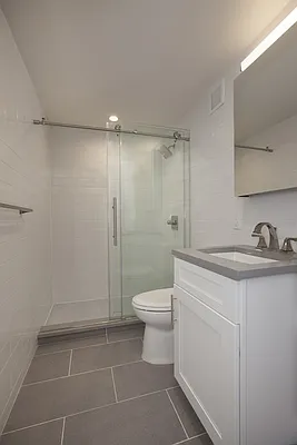 Rented by REAL New York | media 32