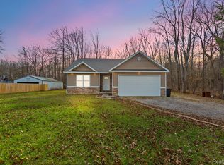 6119 Swartout Rd, Clay, MI 48001