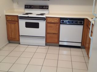 9100 N White Oak Ln APT 110, Bayside, WI 53217