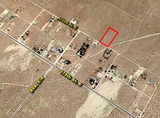 E 172nd St, Lancaster, CA 93535