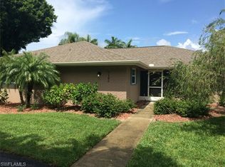 7104 Overlook Dr, Fort Myers, FL 33919