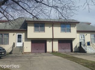 5203 N 60 St, Omaha, NE 68104