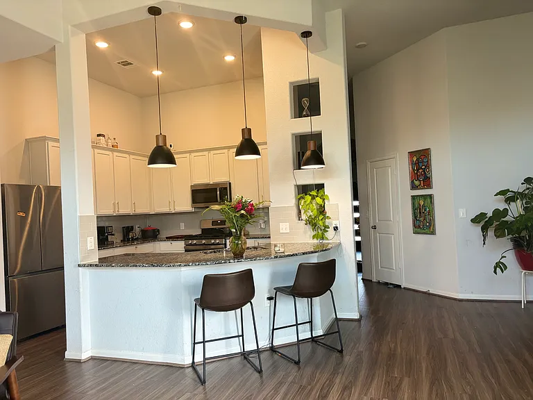 5829 Bianca Dr — Photo 4