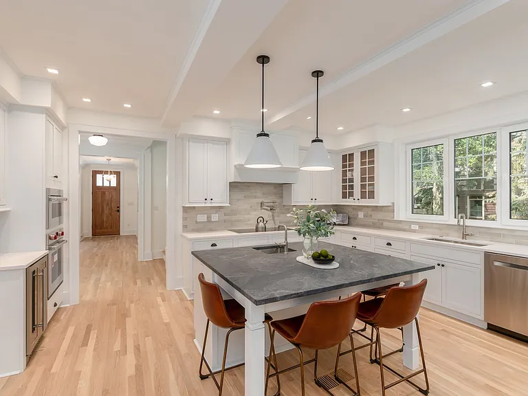 3903 Legation St NW — Photo 14