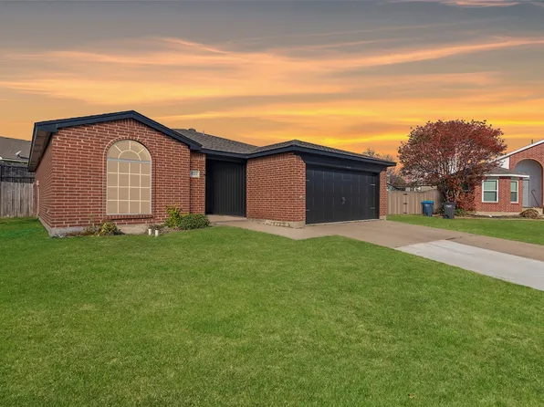 8729 Eaglestone Way, Fort Worth, TX 76244