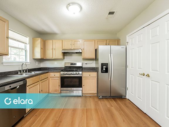 3rd image of 5443 Salem Springs Dr