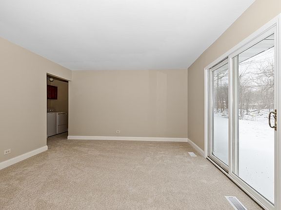 5th image of 4015 Richmond Ct
