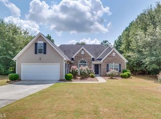 1304 Park Ave, Loganville, GA