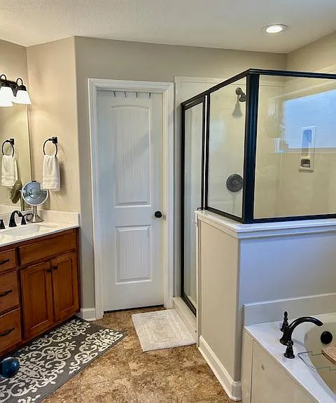 10394 Twisting Pine Ln — Photo 12