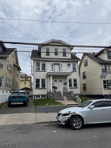 1st image of 219 Renner Ave