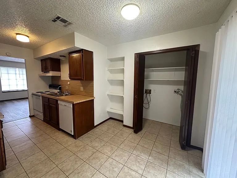 108 Kendra Dr — Photo 19