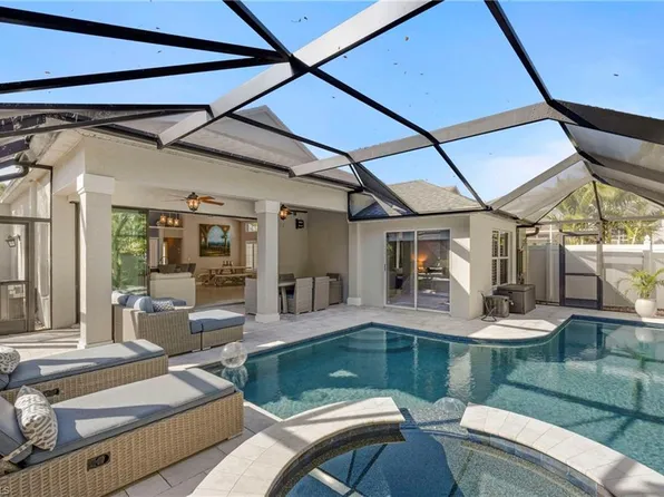 1063 Silverstrand DR, NAPLES, FL 34110