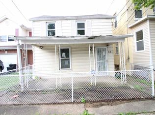 68 Warren St, Carteret, NJ 07008