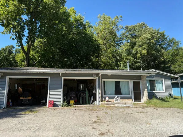 723 E Canary Ln, Monticello, IN 47960