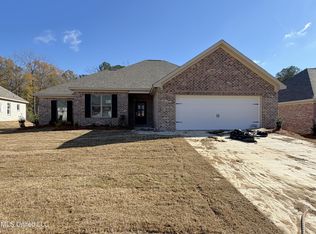 209 Anderson Oaks Dr, Pearl, MS 39208