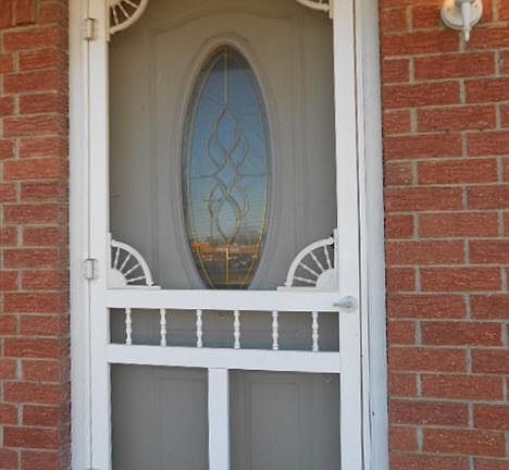 2nd image of 410 S Costilow St
