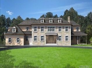 12 Bonnie Heights Rd, Manhasset, NY 11030