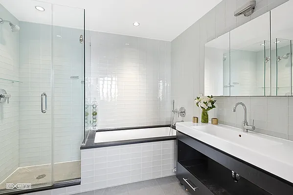 Rented by Citi Habitats | media 160