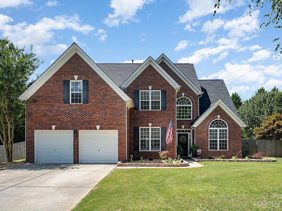 1st image of 143 Winter Flake Dr