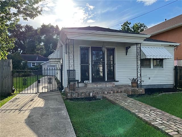 1st image of 6010 Eads St