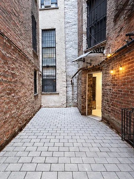 336 East 18th Street — Photo 2