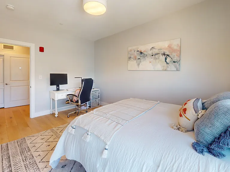 1650 Commonwealth Ave #202 — Photo 9