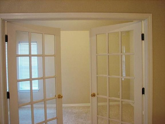 5th image of 3015 Parker Dr