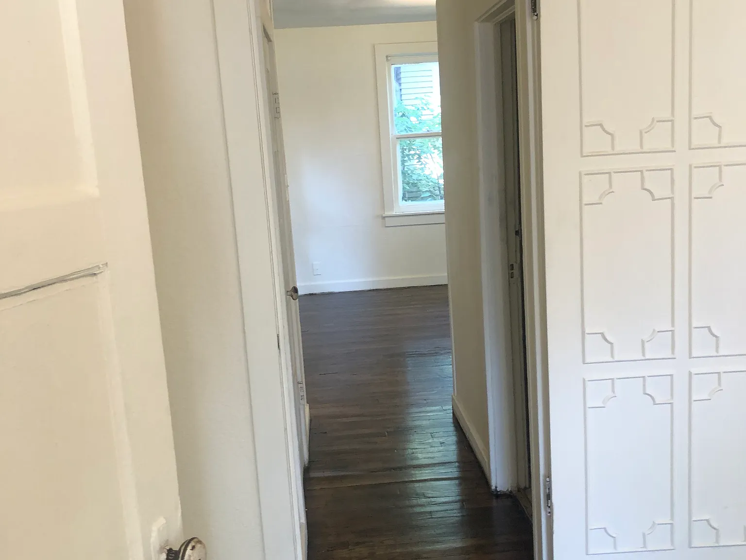 2104 S Water St — Photo 3